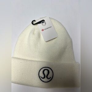 Lululemon Warm Revelation Beanie